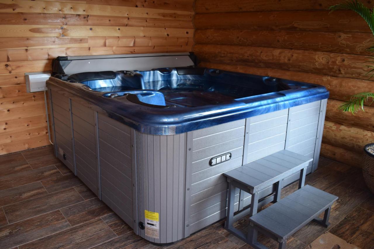 Zrubovy Dom - Moon Nova Lesna Villa Luaran gambar