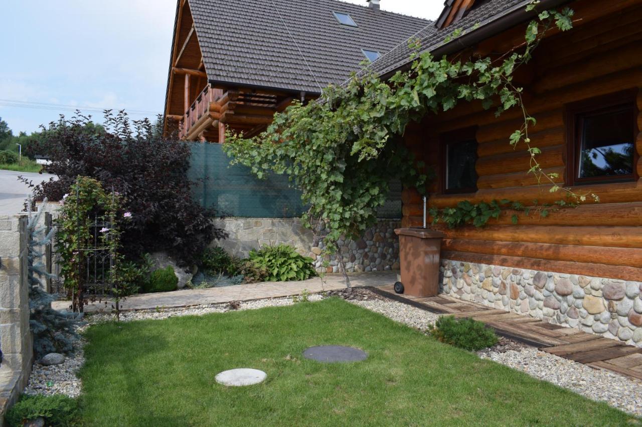 Zrubovy Dom - Moon Nova Lesna Villa Luaran gambar