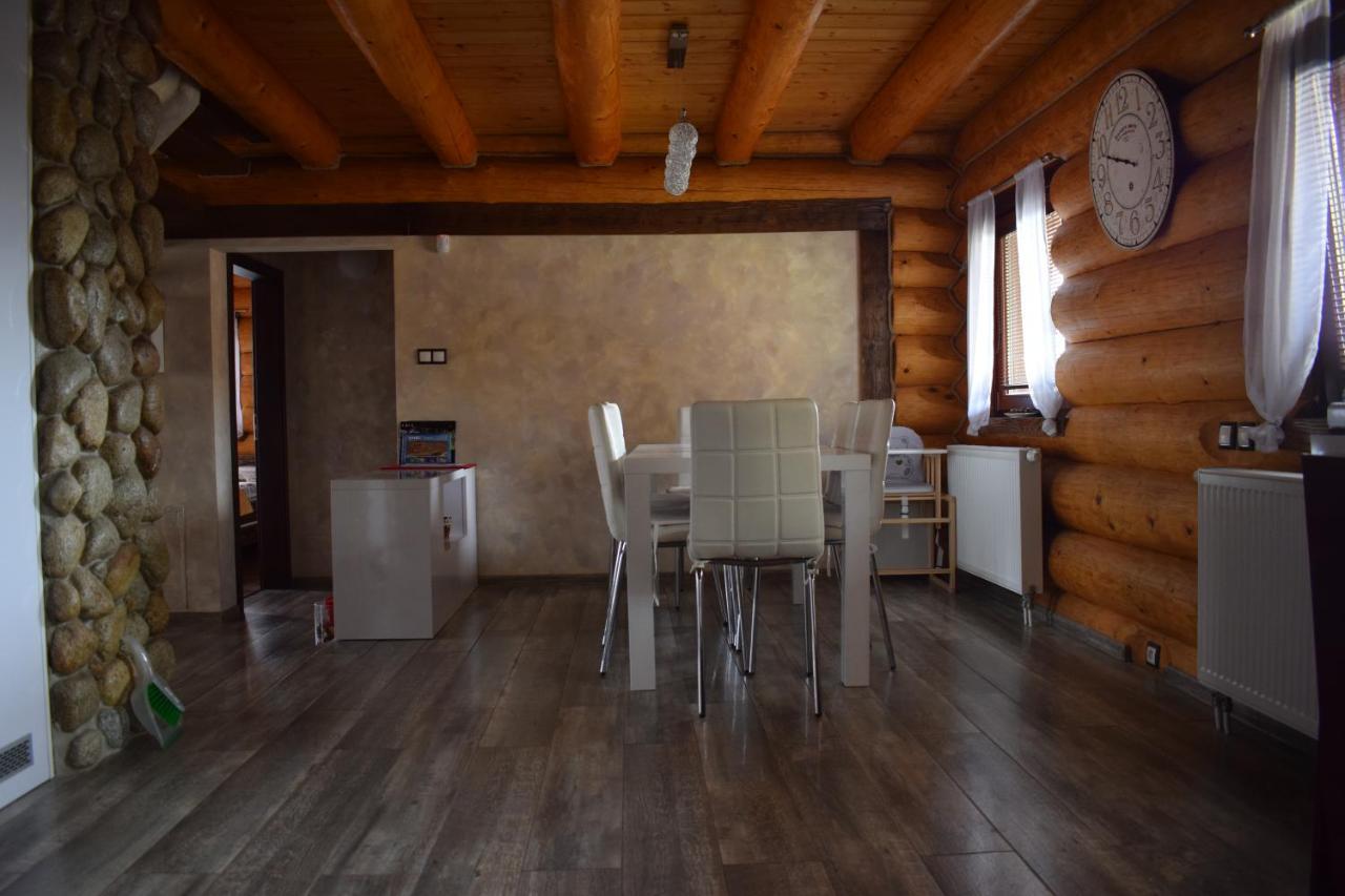 Zrubovy Dom - Moon Nova Lesna Villa Luaran gambar