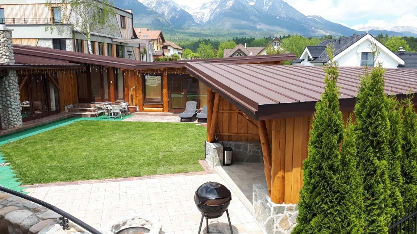 Zrubovy Dom - Moon Nova Lesna Villa Luaran gambar