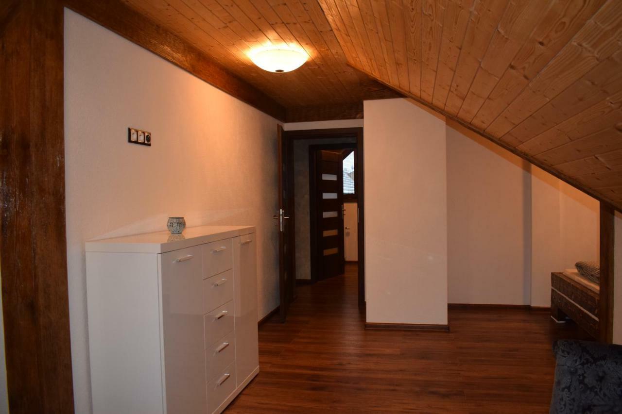Zrubovy Dom - Moon Nova Lesna Villa Luaran gambar