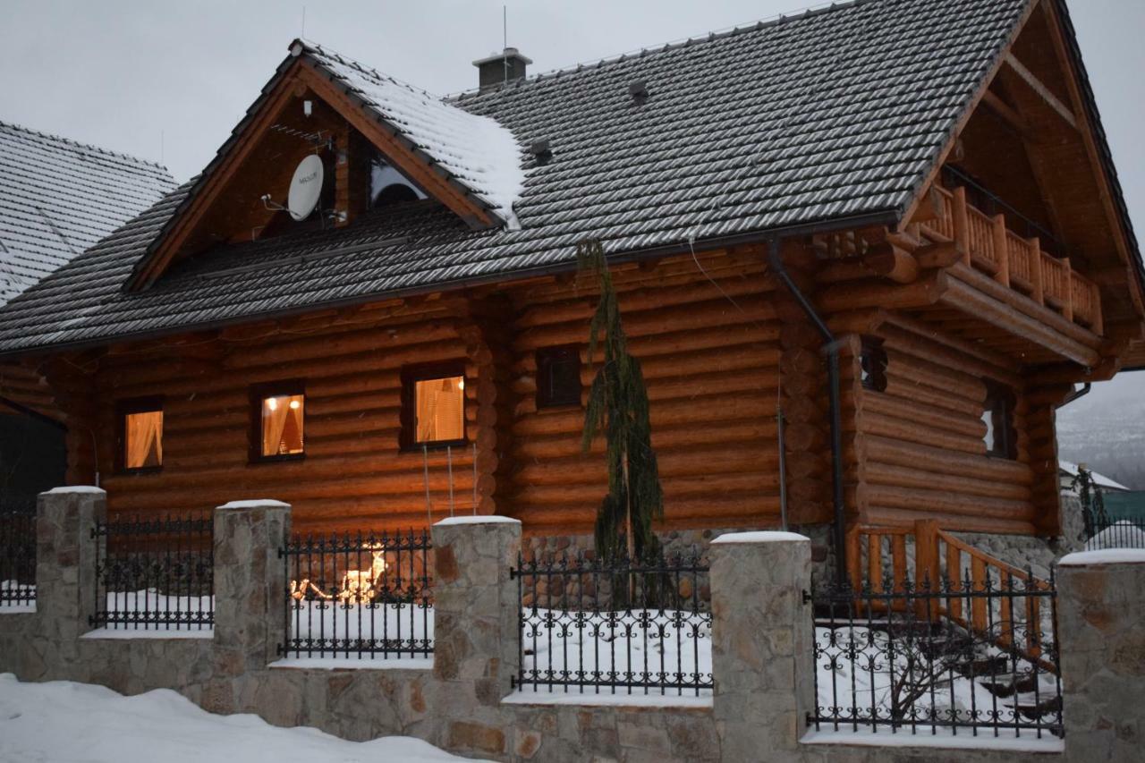 Zrubovy Dom - Moon Nova Lesna Villa Luaran gambar
